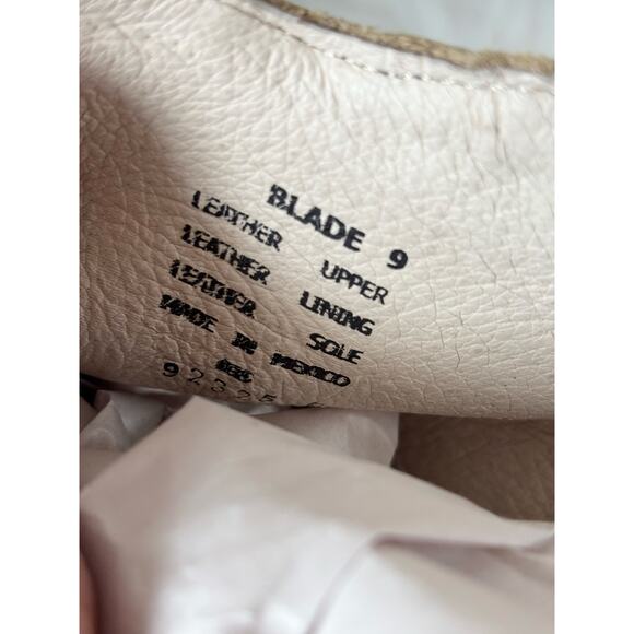 NWT FREEBIRD BY STEVEN Blade Leather Booties White Croc 9 - Picture 10 of 12